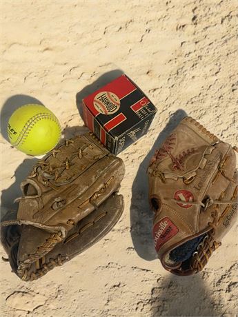 Louisville Slugger & Wilson Baseball Mitts & Harwood Official League Softball