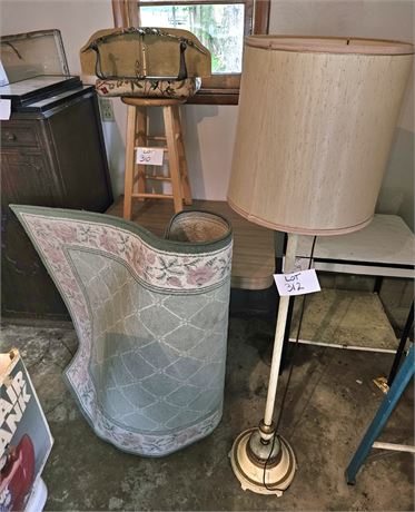 Vintage Metal Base Floor Lamp & Area Rug