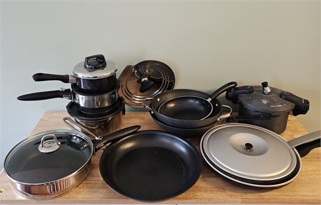 Pots and Pans Lot 2~Assorted Brands