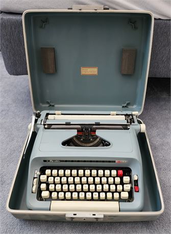 Signature Typewriter