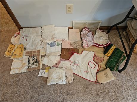 Vintage Mixed Linen Lot: Aprons/Hankies/Embroidered Pillowcases & More