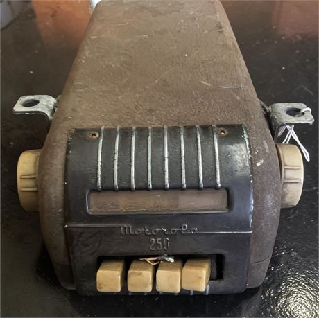 Vintage Motorola 250 Car Radio