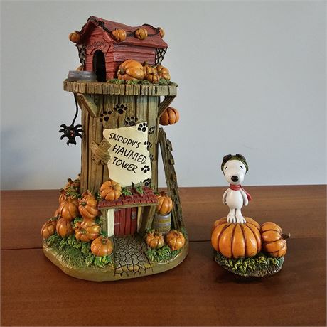 "Snoopy's Haunted Tower" PEANUTS~Trick-or-Treat Village Collection w/COA
