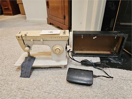 Singer Sewing Machine Model 247