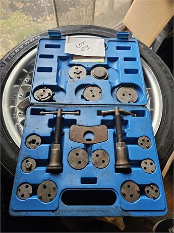 Brake Pad & Caliper Service Kit