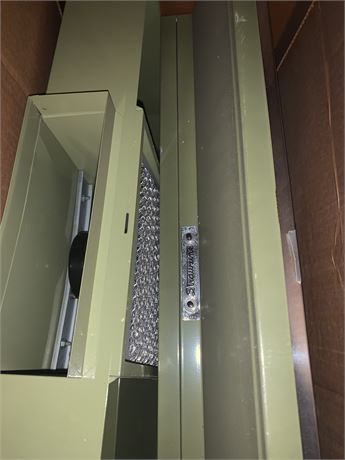 Vintage Straitline Avocado Green Metal Range Hood