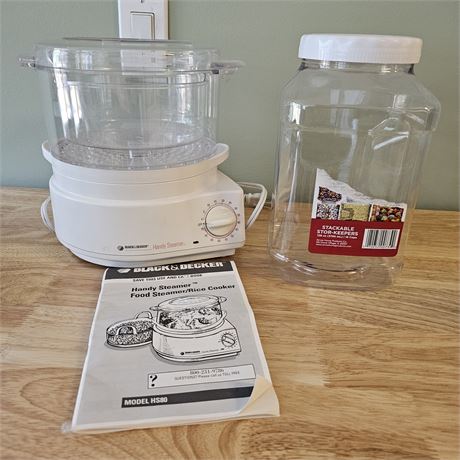 Black & Decker Rice Cooker w/ 16 cup Clear Plastic Storage Container