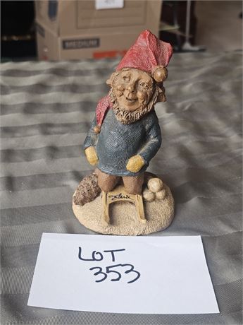 Tom Clark Creations 1987 "Frosty" Gnome Figurine – Artist Signed in Ink