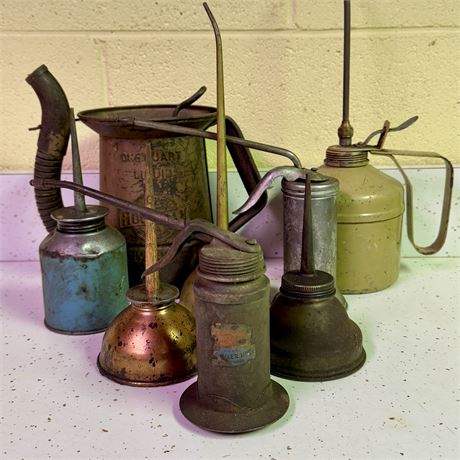 Mixed Oil Can Lot