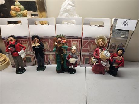 Byer's Choice Christmas Caroler Dolls - Mixed Lot of 5