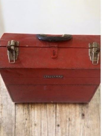 Metal Craftsman Flip Top Tool Box With Interior Trays For Storage