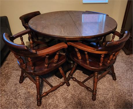 Laminate Top Table and Chairs Includes: 4 Chairs & 1-Table Leaf