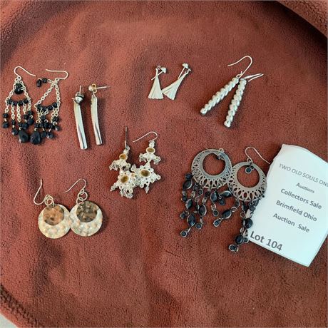 Vintage Chandelier, Dangle & Drop Style Earrings - Beaded, Filigree & More