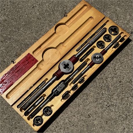 Vintage Craftsman Tap and Die Set No. 5499