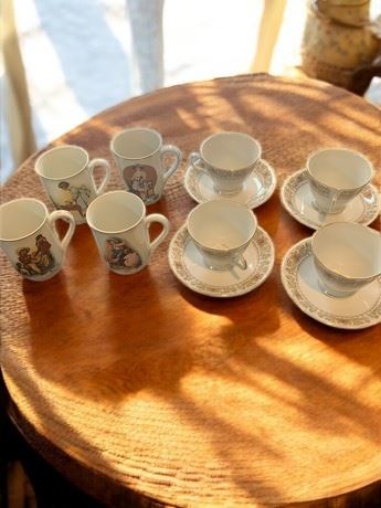 Yong Sheng porcelain Tea Cup and Saucer set of 4, Norman Rockwell Mugs