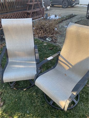 Swivel Patio Chairs - Set of 2