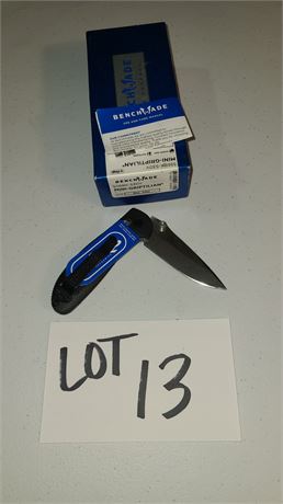 Benchmade Mini Griptilian 556BK Knife Like New in Box