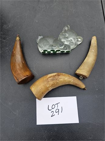 Mixed Size Powder Horns & Viking Glass Cat