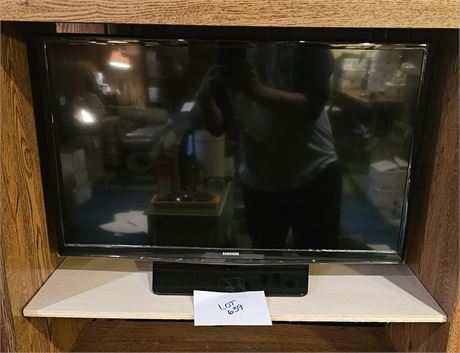 Samsung 28" Smart TV