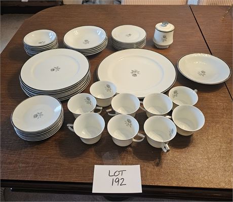 Linden China “Elegance” China Over 40 pieces