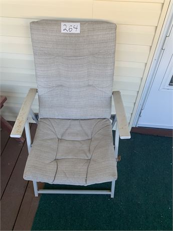 Cushioned Foldable Outdoor/Patio Chair