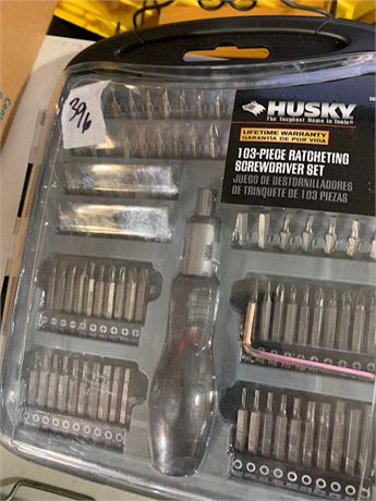 Husky 103 Piece Ratcheting Screwdriver Set