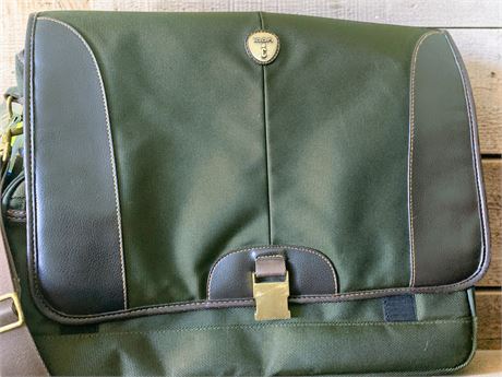 Icon Model 200 Army Green Canvas Computer Bag/Tote W/Removable Strap