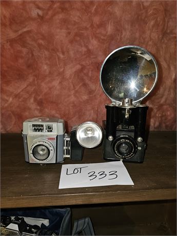 Kodak Brownie Starmeter Camera & Kodak 620 Brownie Camera