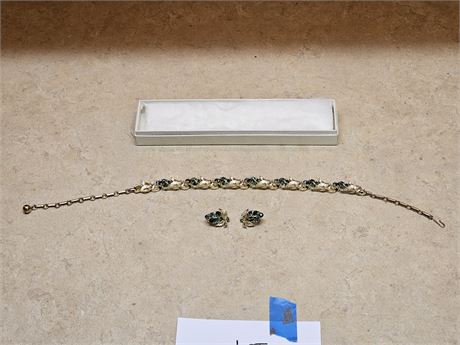 Lisner Blue-Green AB Stone Grape&Leaf Demi Parure Set - Necklace & Earrings