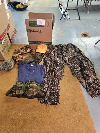 Mixed Hunting Gear Lot- Size/Content Vary