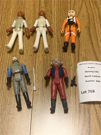 Admiral Ackbar, Luke Skywalker Star Wars Figures & More (2 W/Accessories/3 W/O)