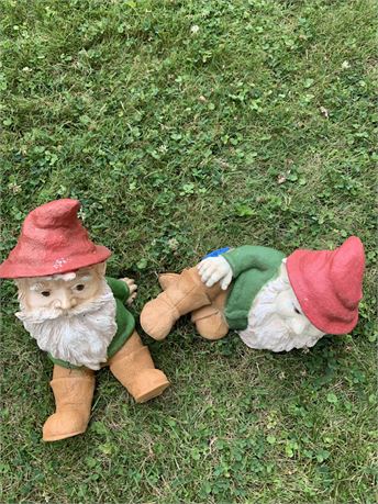 Resin Garden Gnomes Yard Lawn Art Decor Set Of Two