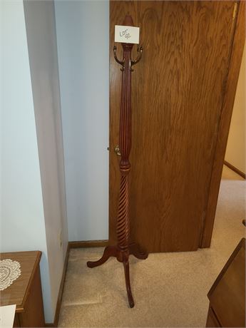 Wood Spiral Bottom Hall Tree Coat Rack