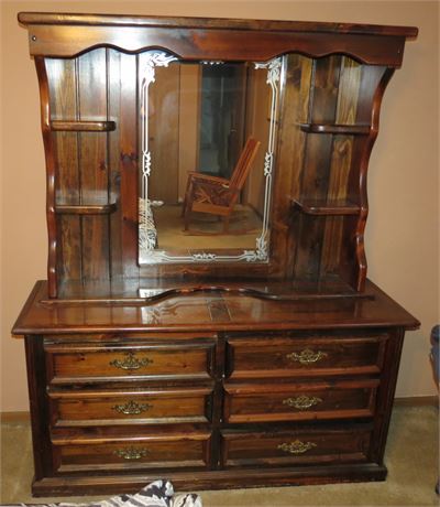 Dresser With Mirror