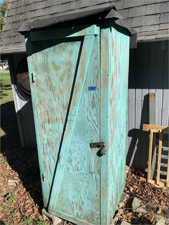 Wood Outdoor Storage Locker