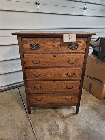 Antique Dovetail Oak Dresser With Original Pulls