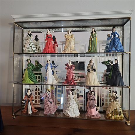 Scarlett O-Hara~Portrait Sculpture Collection in Glass/Mirrored Display Shelf