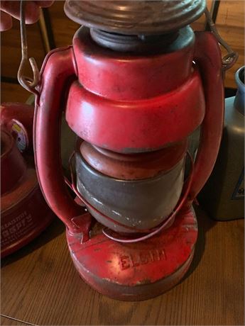Vintage Red Elgin Kerosene Oil Lantern