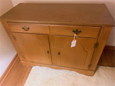 Vintage Solid Wood Dry-Sink Serving Bar or Buffet Cabinet 42 x 18 x 32