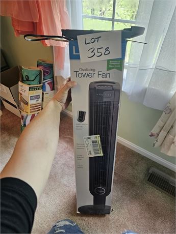 Lasko Oscillating Tower Fan