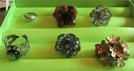 Costume Jewelry: Rings