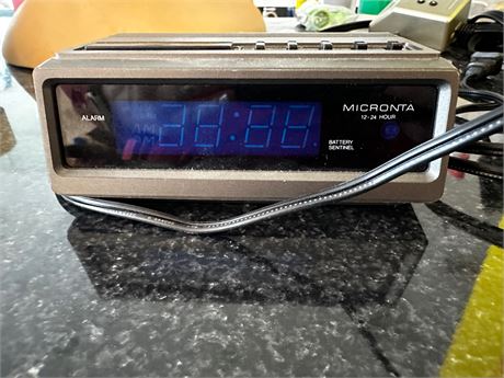 Micronta Vintage Alarm Clock