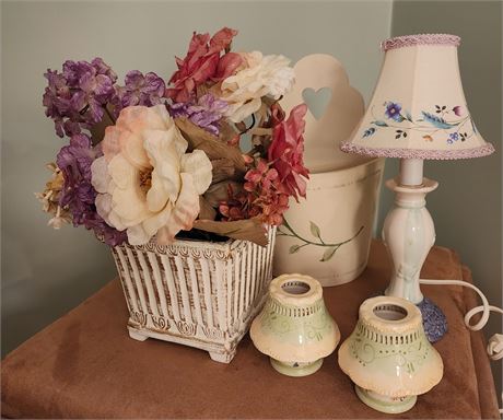 Pfaltzgraff Lamp & Other Floral Home Decor