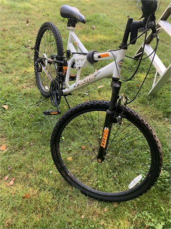 Pacific XC Vortex Men's Derby Front Suspension Systems Mountain Bike/Bicycle