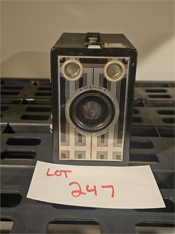 Kodak Brownie Target Six-16 Camera