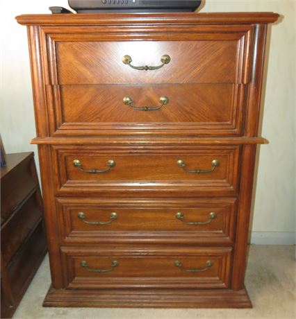 Bassett Chest Of Drawers