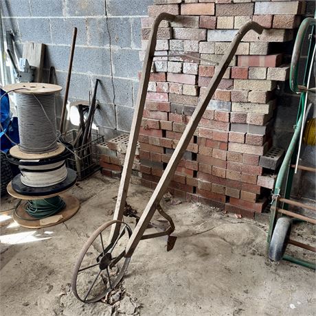 Primitive Garden Cultivator