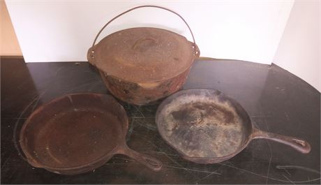 Cast Iron Pot, Wagner Ware Skillet, MSE Skillet