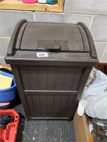 Suncast Brown Plastic Garbage Can