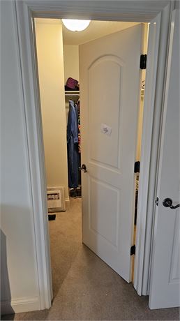 Closet Cleanout: Mixed Ladies & Mens Clothes & Accessories